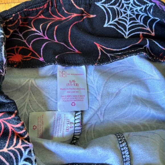 NO BOUNDARIES MULTICOLORED SPIDERWEB LEGGINGS SIZE LARGE - Picture 4 of 4